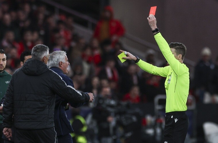 Mourinho asks Vinicius why he celebrates like Pelé