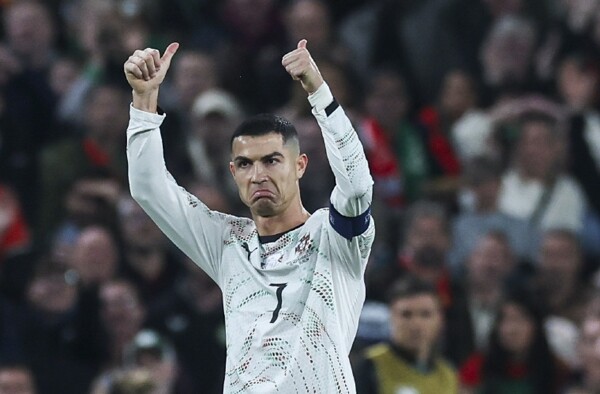 Cristiano Ronaldo heads to sixth World Cup