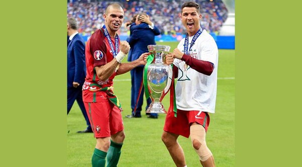 Португальская звезда Пепе объявляет о retiring в 41 год