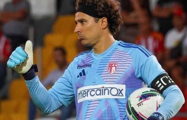 Гильермо ОCHOА дебютировал как капитан AVS